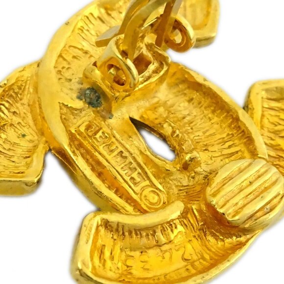Chanel CC Earrings Clip-On Gold - Picture 14 of 15